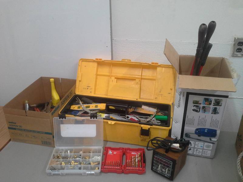 lot 3 image: Misc. Tool Lot