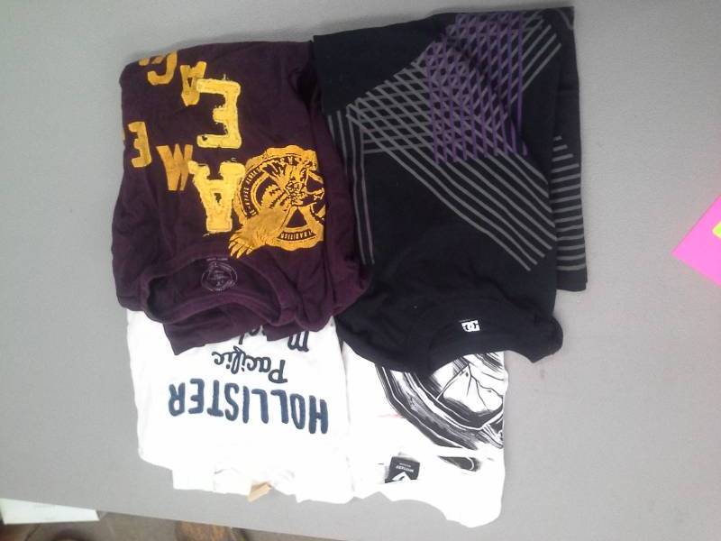lot 25 image: Boys Shirts