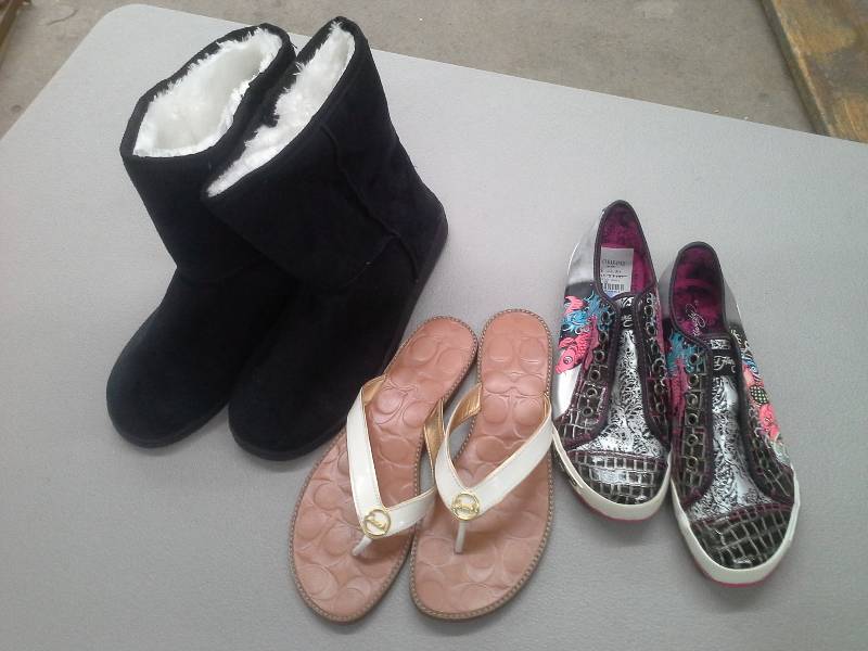 lot 39 image: Woman Shoe Lot