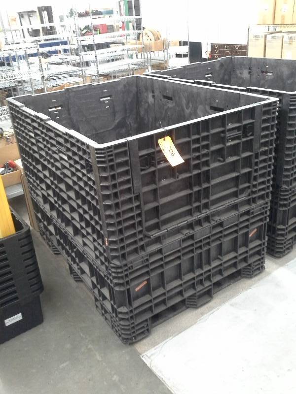 lot 706 image: Collapsible Gaylords, Reusable Shipping Containers 48 x 64 x 48