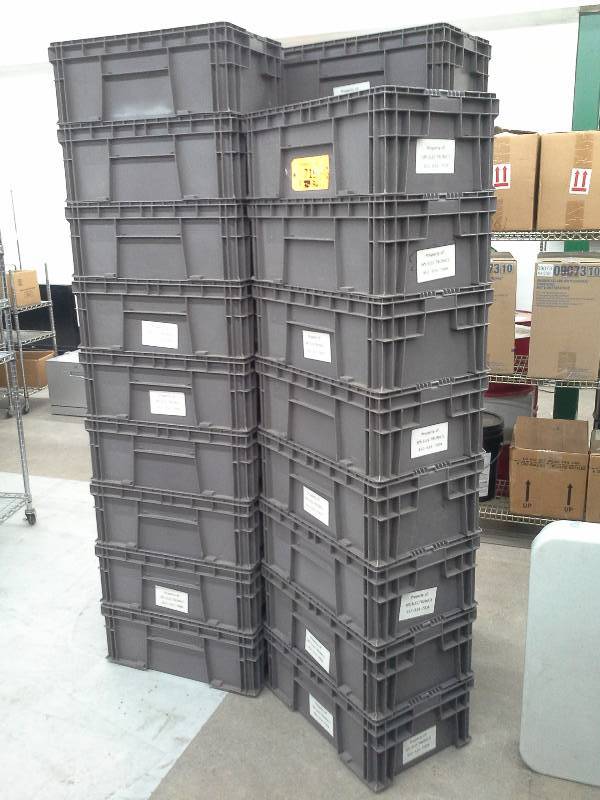 lot 719 image: (26) Buckhorn Stackable Storage Containers