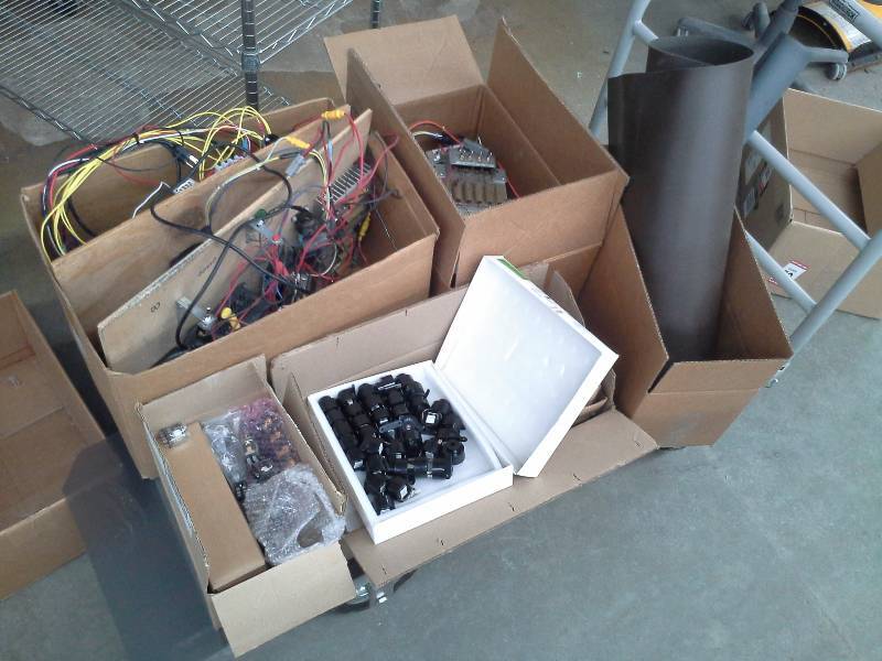 lot 777 image: Misc. Electronic Lot