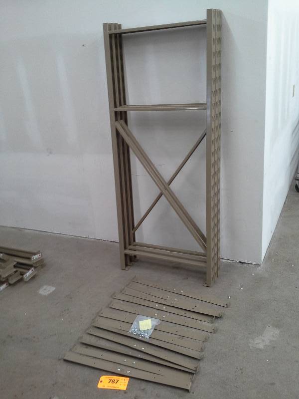 lot 787 image: Metal Racking