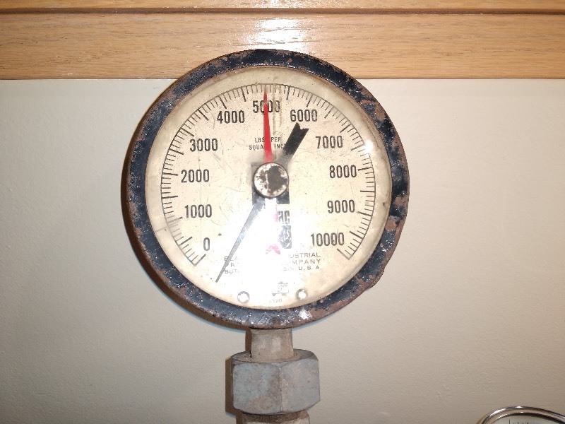 03000 Liquid Filled Gauge, The Ashcroft 030 Gauge, ENER PAC 010000 lbs per square inch Gauge