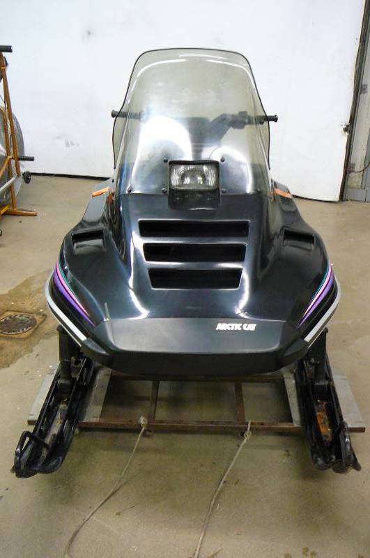 lot 4 image: 1993 Arctic Cat Lynx 340