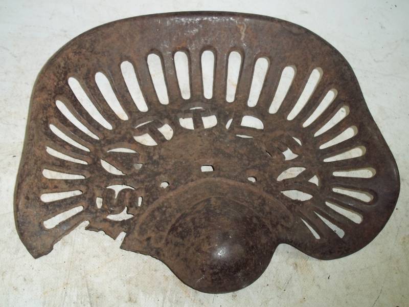 SATTLEY Tractor Seat