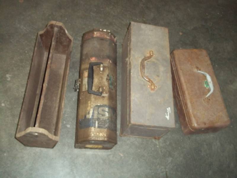 4 tool boxes