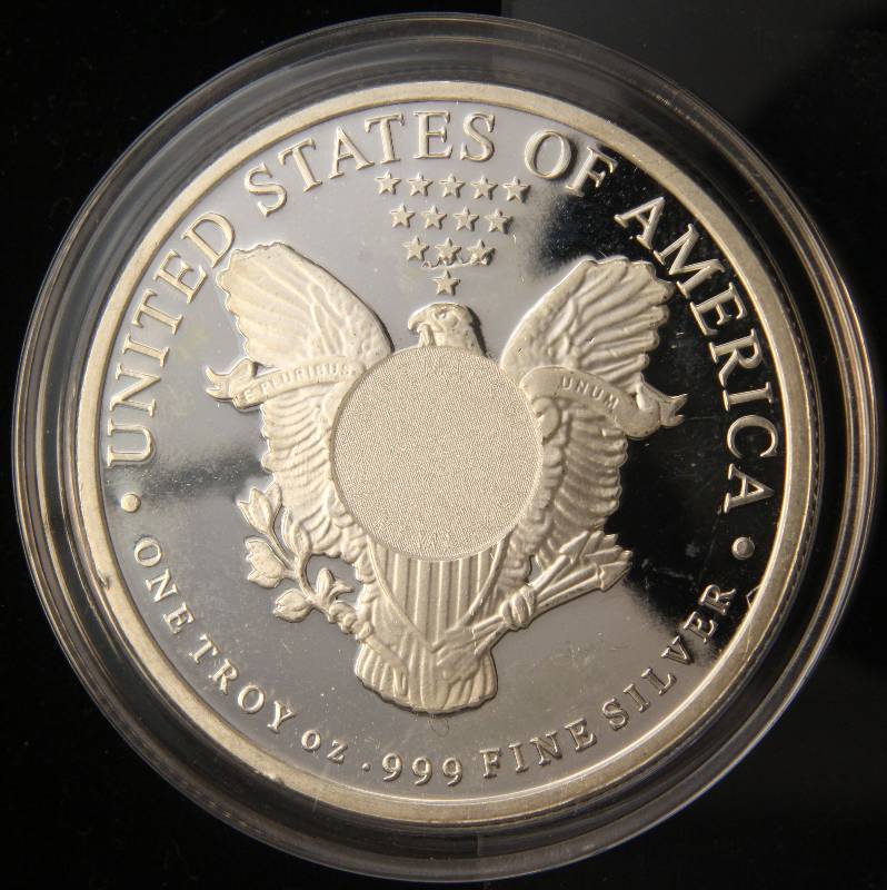 1 TROY OZ. .999 FINE SILVER US EAGLE DESIGN IN AIRTITE HOLDER