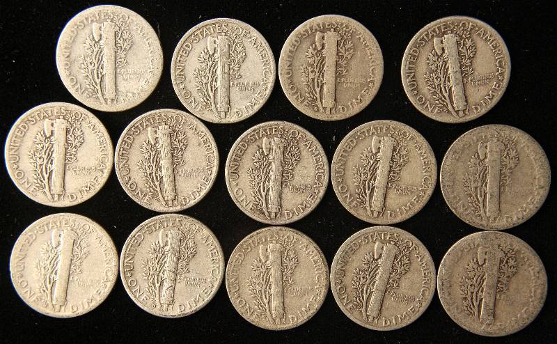 GROUP OF 14 US MERCURY SILVER DIMES