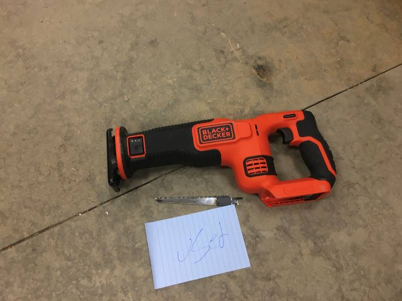 lot 141 image: Black & Decker 20 Volt Lithium Bare Reciprocating Saw used in working condition