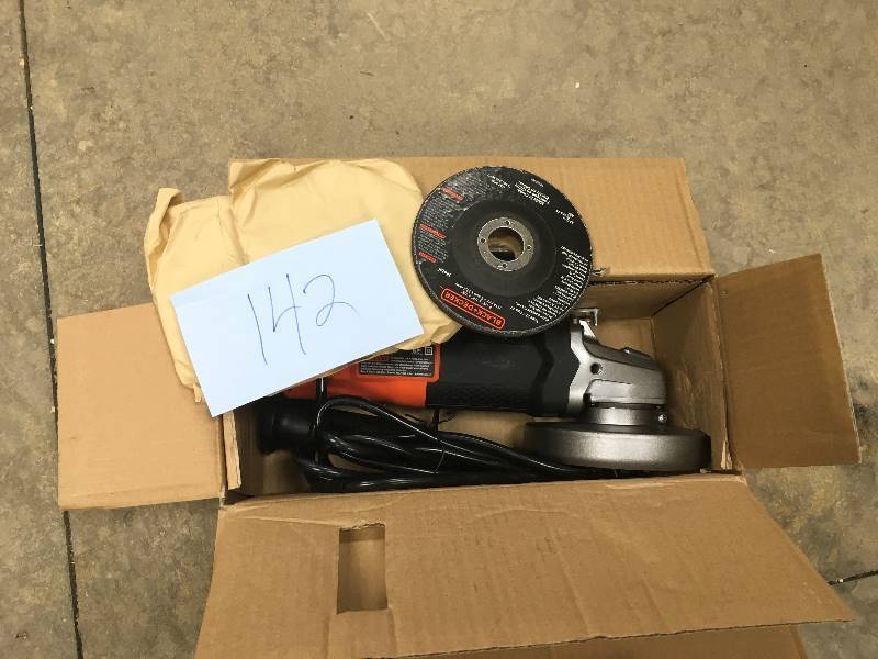 lot 142 image: Black & Decker 6 Amp 4-12 Angle Grinder with Bonus Discs open box in like new condition