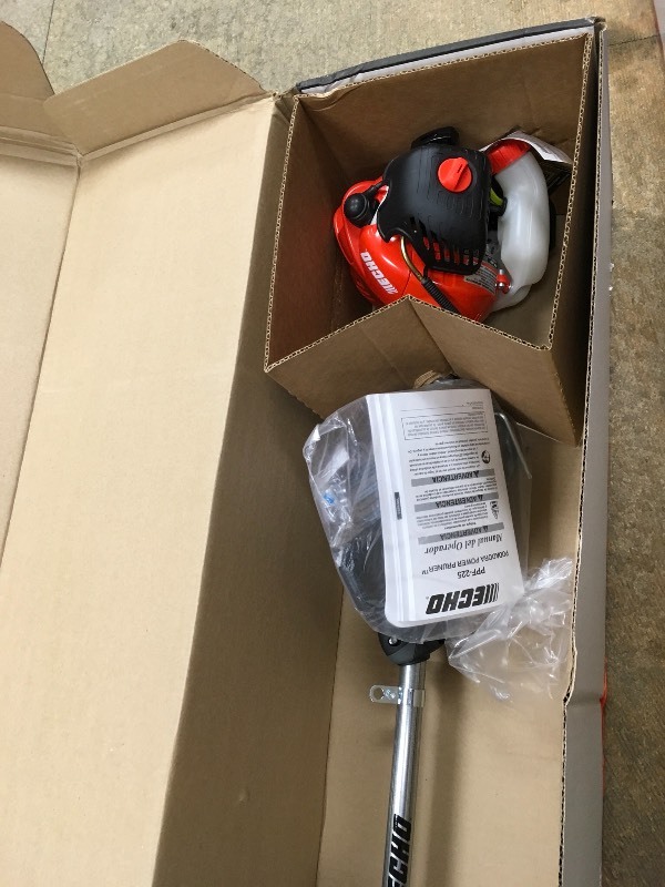 lot 158 image: ECHO 10 in. Bar 21.2cc Professional Grade 2 Stroke Engine not used