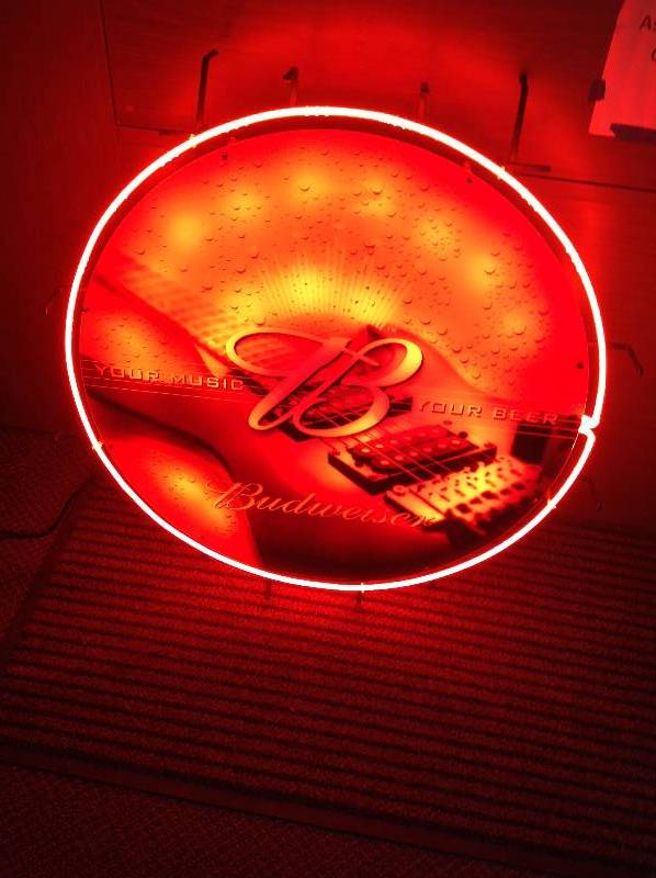 lot 2 image: Custom Neon Budweiser Sign