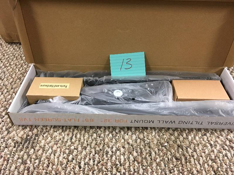 32 - 65 Universal Flat Panel TV Wall Mount new