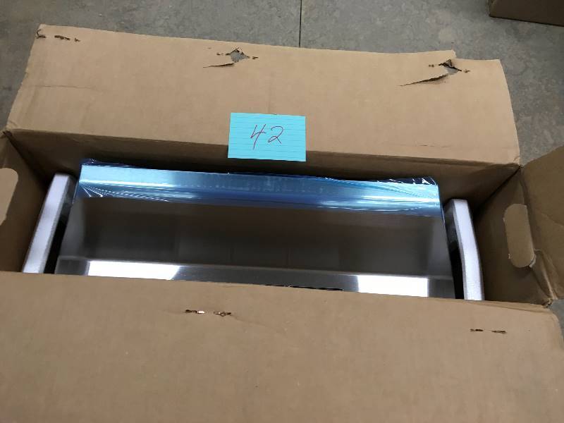 Broan Stainless Steel 24- inch 2 Speed 4-Way Convertible Under- Cabinet Range Hood Open Box not used