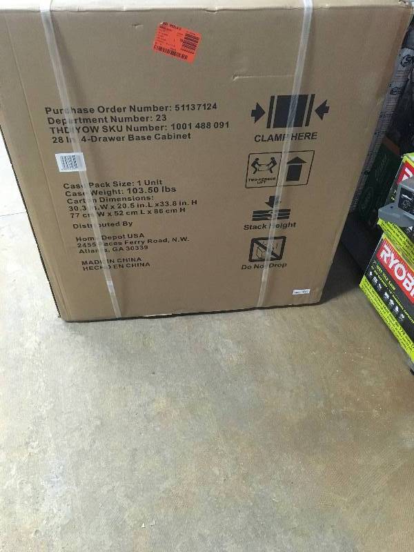 Husky 33 in. H x 28 in. W x 18 in. D - 4 Drawer Garage Cabinet new
