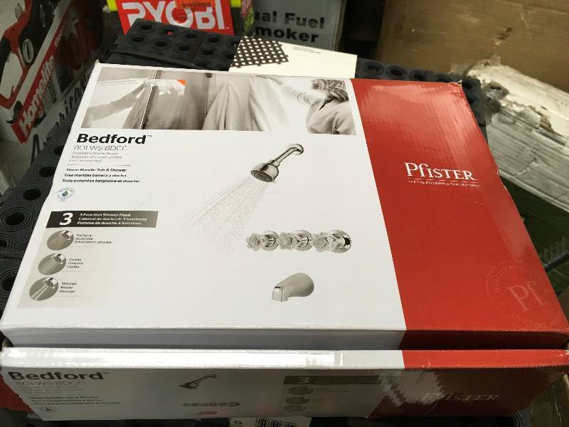 Pfister Bedford 3-Handle Tub and Shower Faucet in Polished Chrome Valve included new