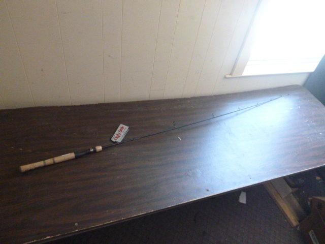 lot 37 image: Shakespeare Ugly Stick Elite Rod