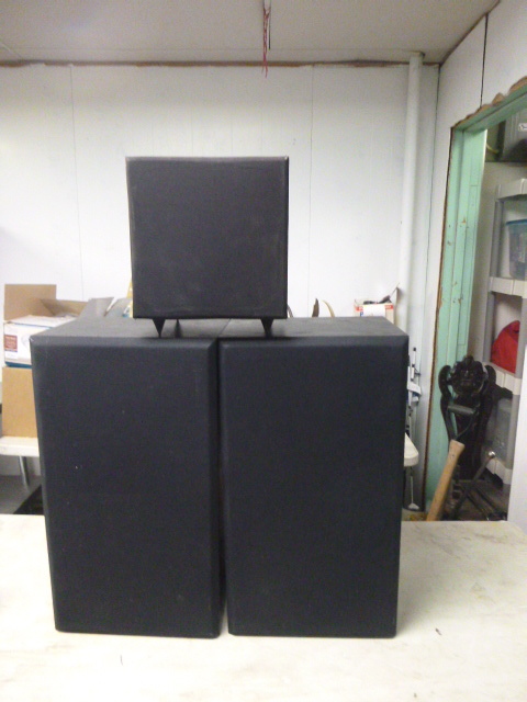 lot 81 image: 3 Speaker Set