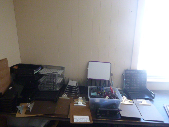 lot 126 image: Miscellaneous Office Supplies