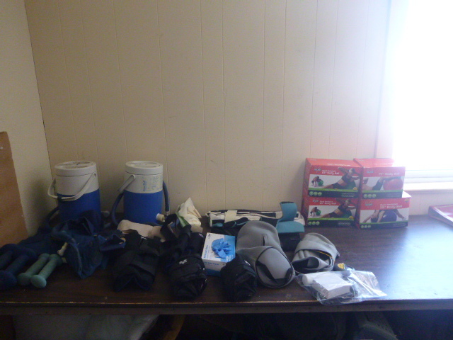 lot 128 image: Miscellaneous Physical Therapy Equipment
