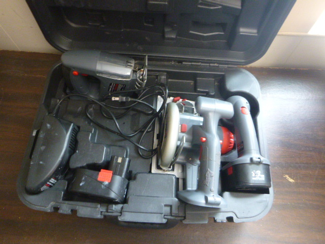 lot 155 image: Cordless Saw Set