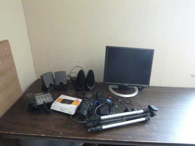 lot 171 image: Miscellaneous Office Equipment