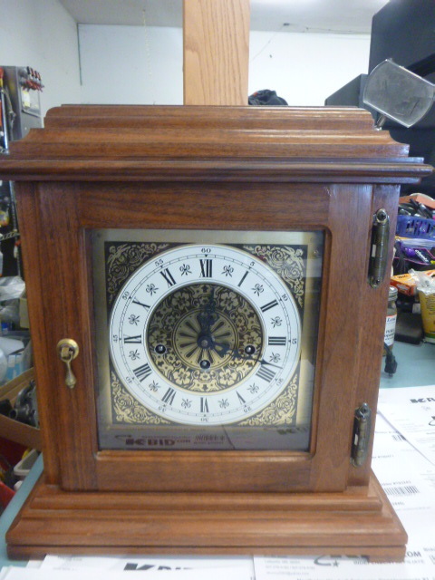 lot 4 image: Old Wooden Hand Wind Clock