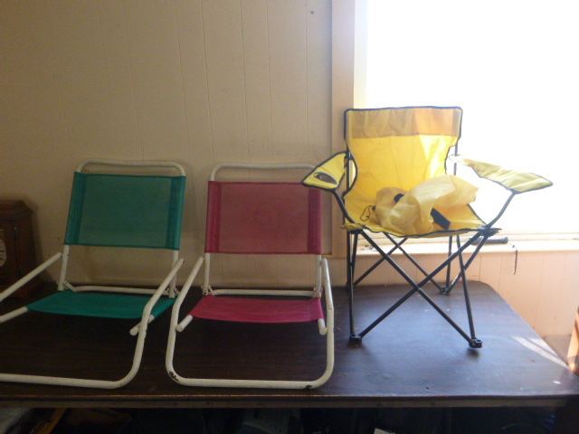 lot 207 image: 2 Beach Chairs