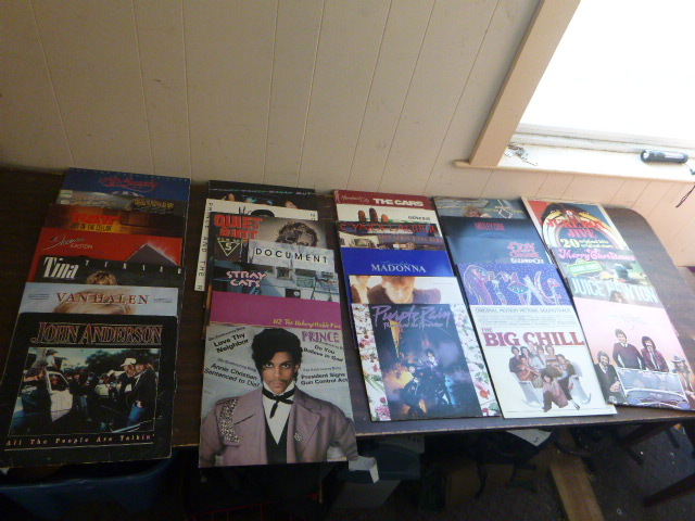 lot 210 image: Vinyl Music Albums