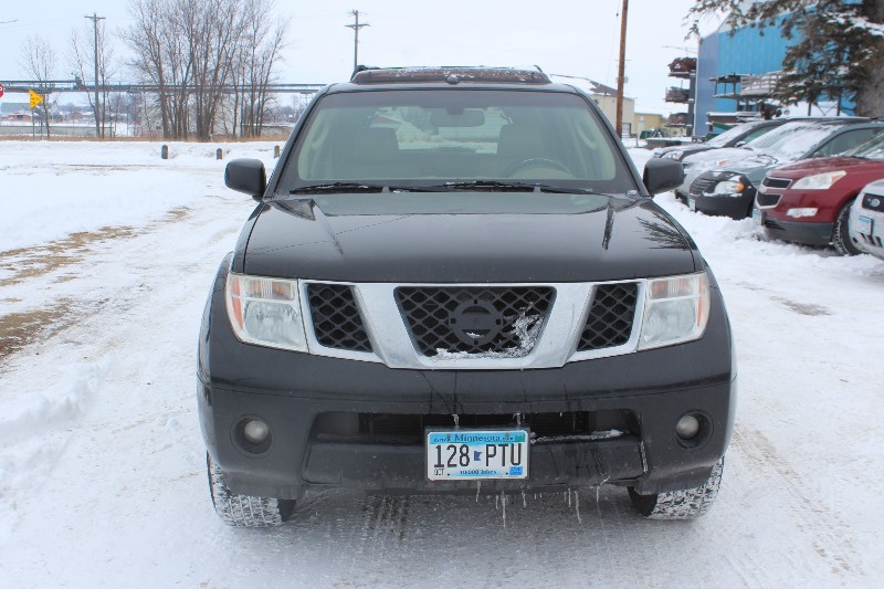 2007 Nissan Pathfinder LE 4x4