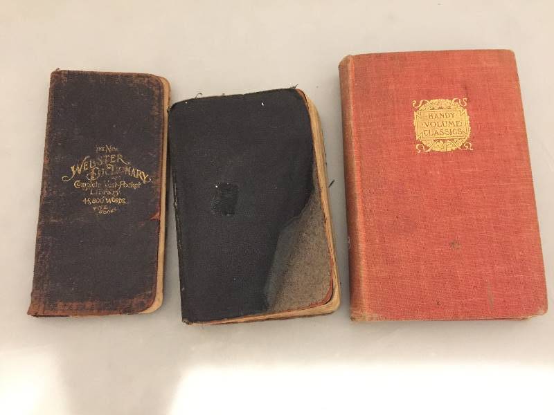 lot 94 image: Antique Vintage Books