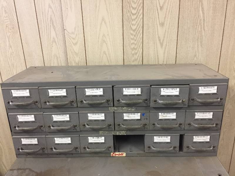 lot 2 image: Metal Equipto Cabinet 18 Drawers