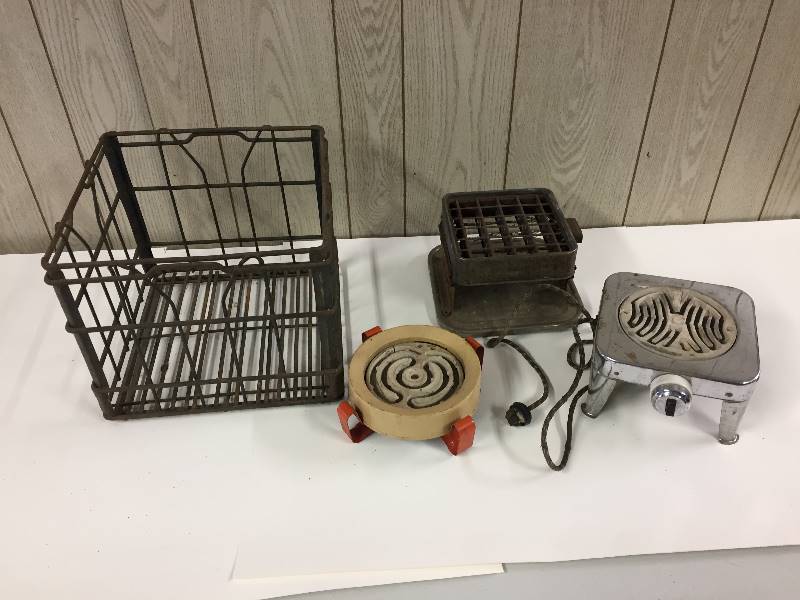 lot 27 image: Vintage Burners in Metal Milk Case