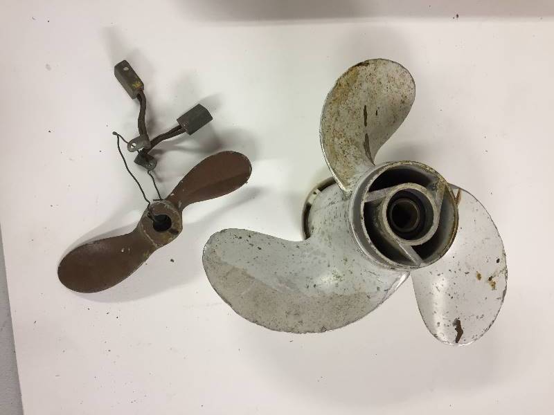 lot 57 image: Boat Propellers