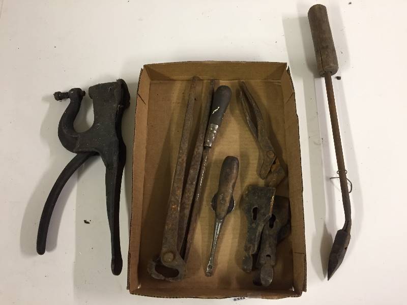 lot 74 image: Hot Metal Holder, Punch, File Blades, Soldering Tool