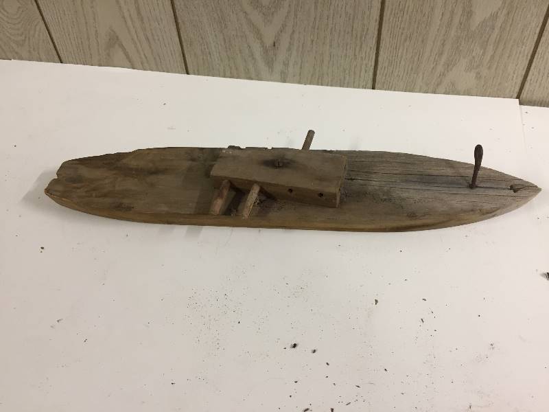 lot 75 image: Antique Wood Toy Boat