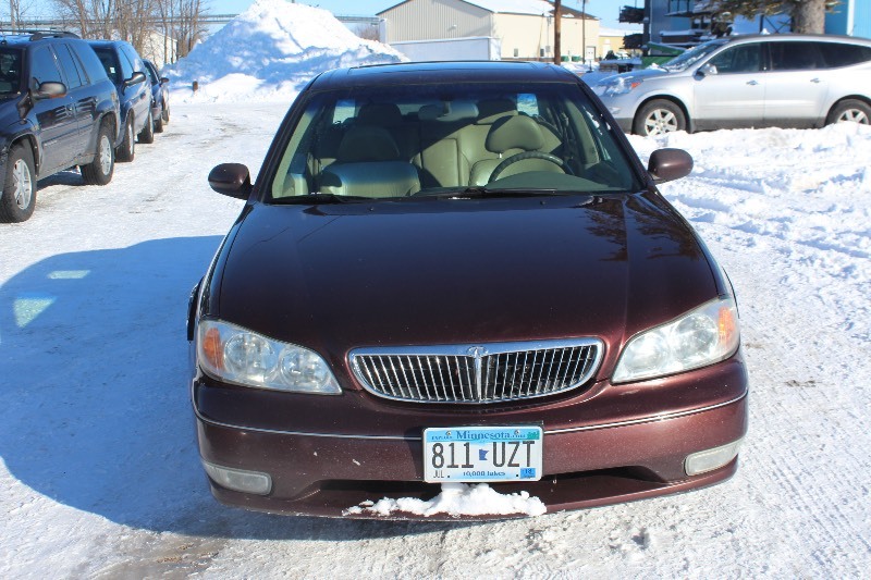 2000 Infiniti I30