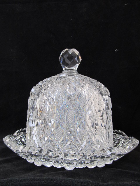 lot 12 image: Large Antique American Brilliant Period Cut Crystal ButterCheese Dome