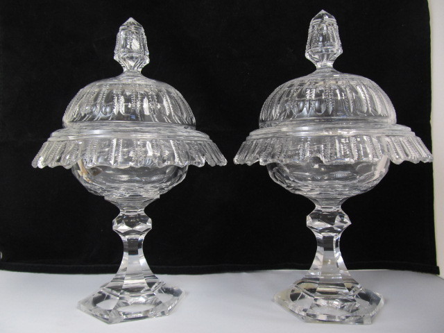 lot 18 image: Beautiful Matching Vintage Waterford Sweetmeat Lidded JarsCompotes