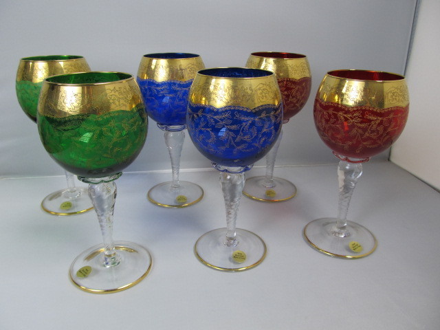 lot 56 image: Set of 6 Vintage Italian 24K Gold Decorated Wine Goblets