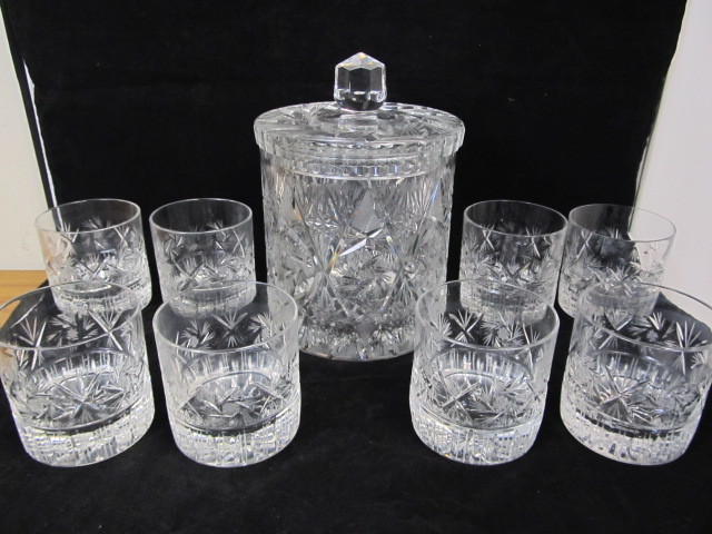 lot 62 image: Beautiful Vintage Heavy Cut Crystal Ice Bucket w8 Matching Rocks Glasses