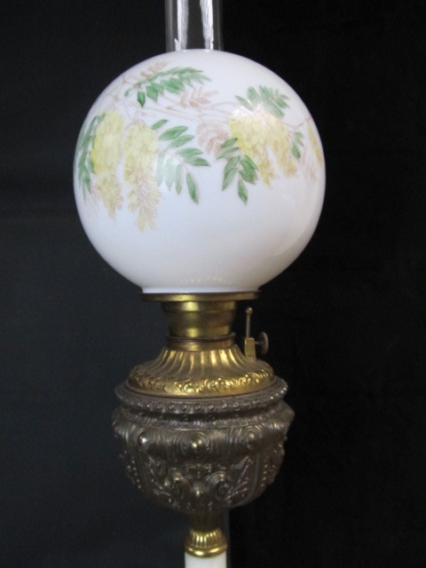 lot 93 image: Original Antique Signed Plume & Atwood Banquet Oil Lamp