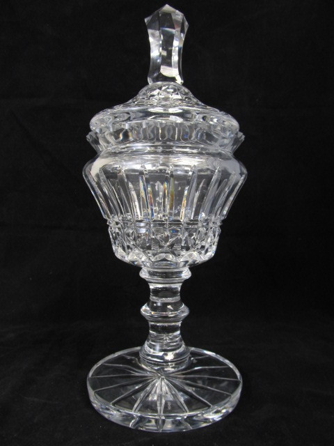 lot 107 image: Large Vintage Cut Crystal Pedestal Lidded Candy Dish