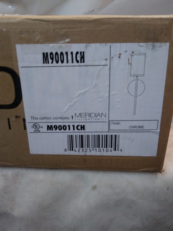 lot 8 image: Meridian Lighting Wall Sconce