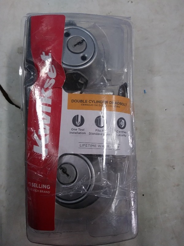 lot 19 image: Kwikset double cylinder deadbolt