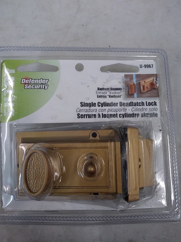 lot 31 image: Kwikset single-cylinder dead latch lock entry U9976