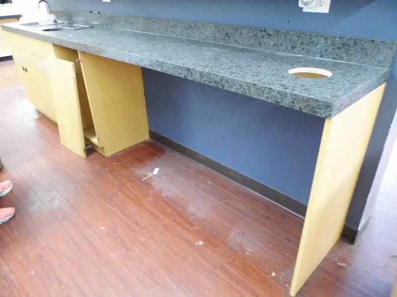 Lower Cabinets w 1 sinks