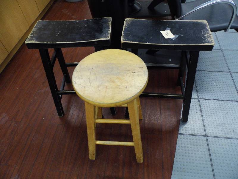 Lot of 3 Stools