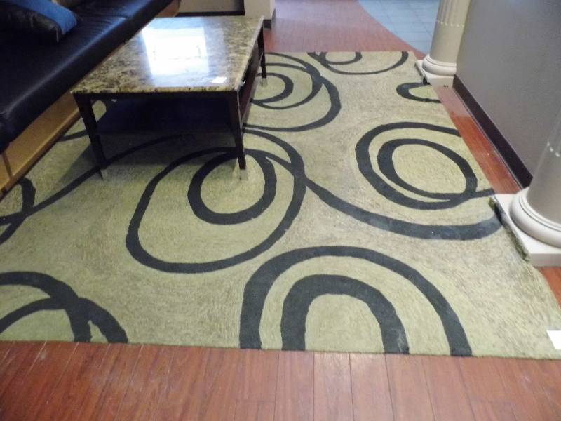 Rug w Black Swirls